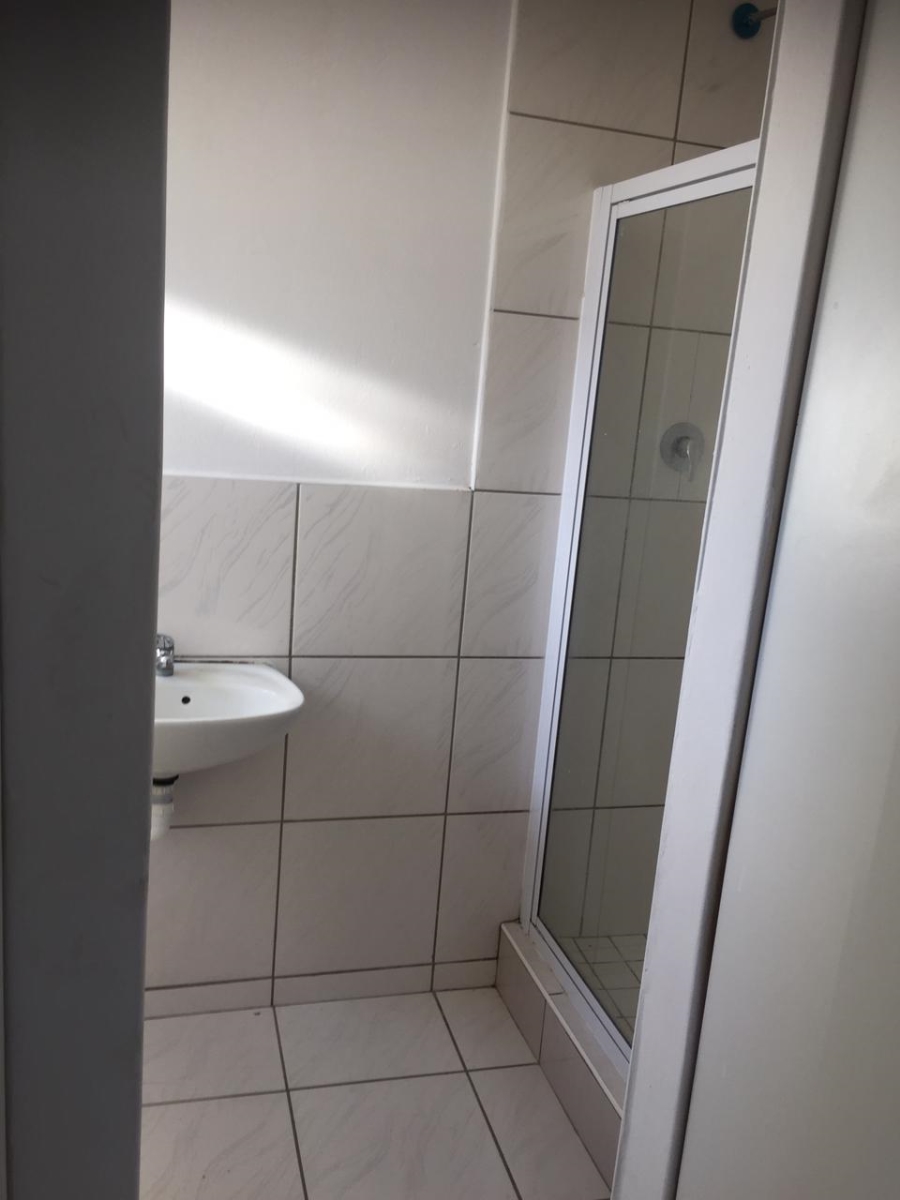 To Let 3 Bedroom Property for Rent in Beacon Bay Eastern Cape
